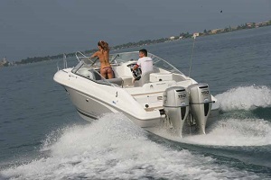 fuoribordo_beneteau_honda_nauticabellandi_lagodigarda